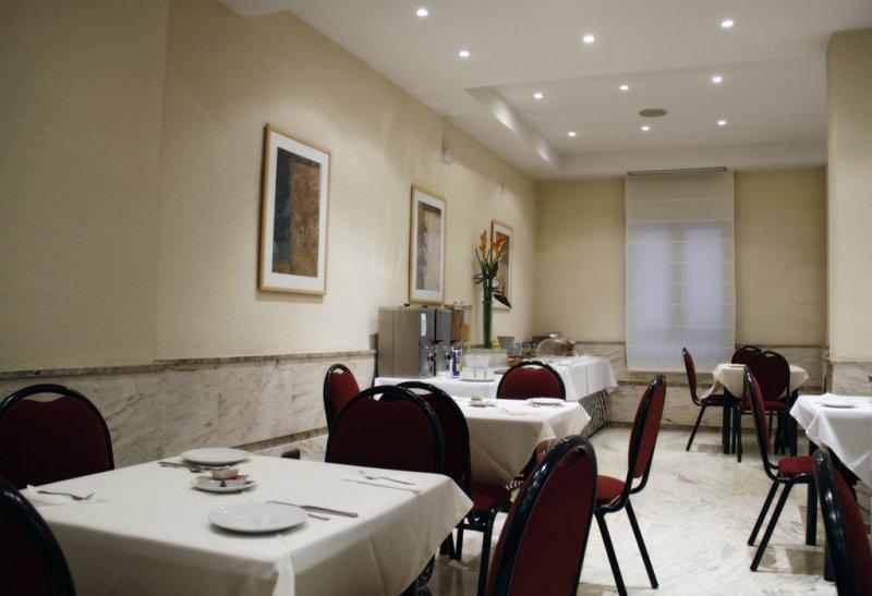 Hotel Yit Conquista De Toledo Толедо Екстериор снимка